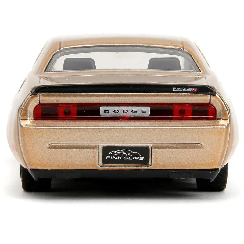 Jada Toys Pink Slips 2012 Dodge Challenger SRT8 Die-Cast Model | Gold and Black Muscle Car Collectible for Kids and Collectors