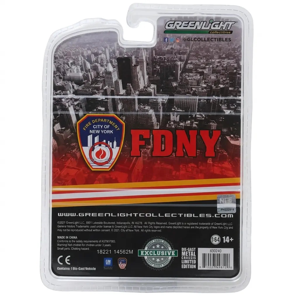 Greenlight FDNY 1986 Chevrolet M1008 hobby exclusive 1:64 diecast blister pack rear item 830240
