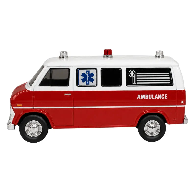 Greenlight Hollywood Airplane 1970 Ford Club Wagon Ambulance driver side diecast 1:64