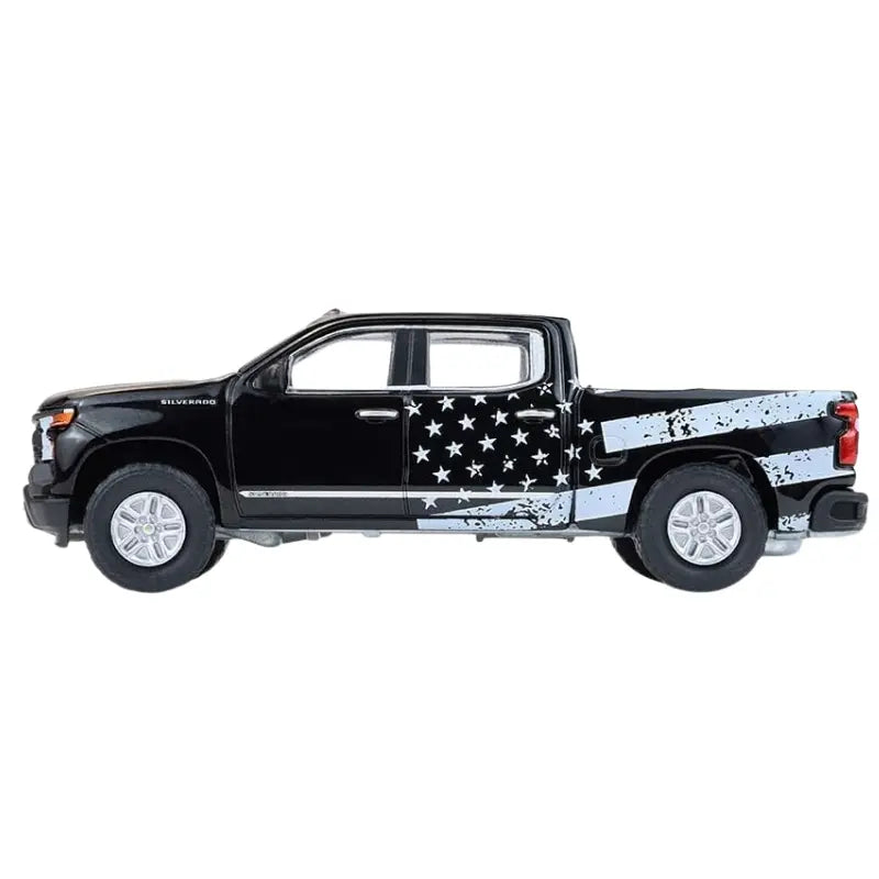 Side profile of Greenlight Silverado showing full flag graphic design