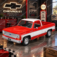 Thumbnail for Maisto 1:18 1974 Chevrolet C10 Cheyenne Super diecast model front three quarter view”