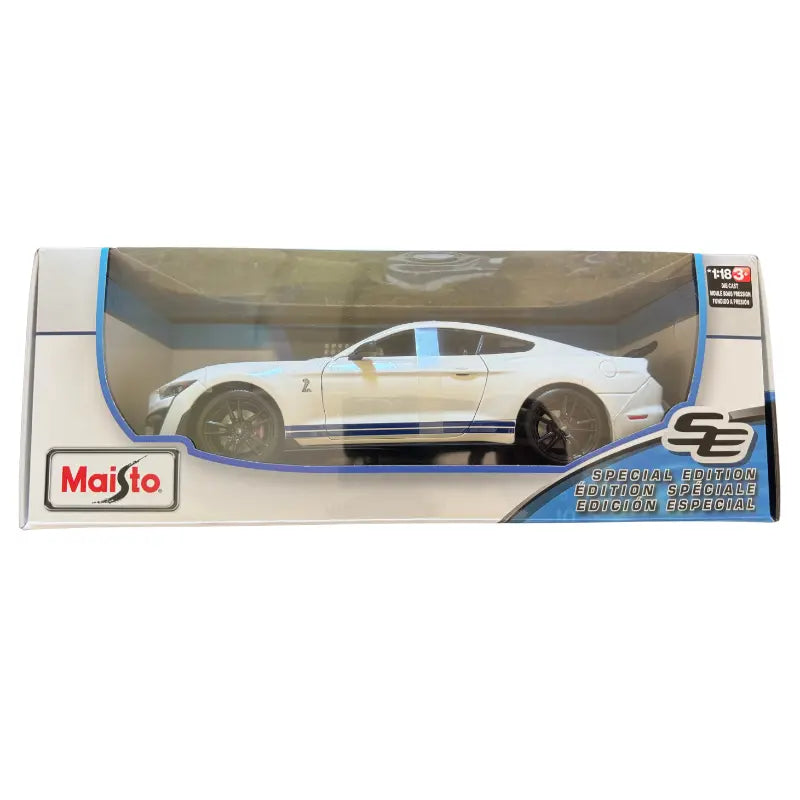 2020 Mustang Shelby GT500 white and blue 1:18 diecast car side profile view