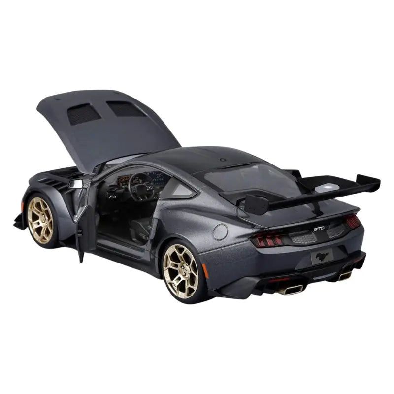 Maisto 2025 Ford Mustang GTD gray diecast 1:18 opening doors hood rear three quarter