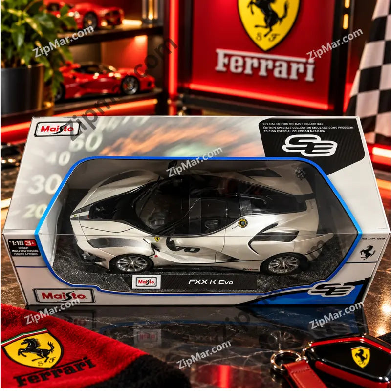 Maisto Ferrari FXX K Evo 1:18 scale white diecast model car in Special Edition window box