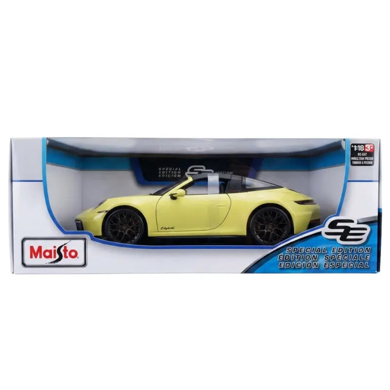 Maisto Special Edition Porsche 911 Targa 4 GTS yellow 1:18 diecast box front view