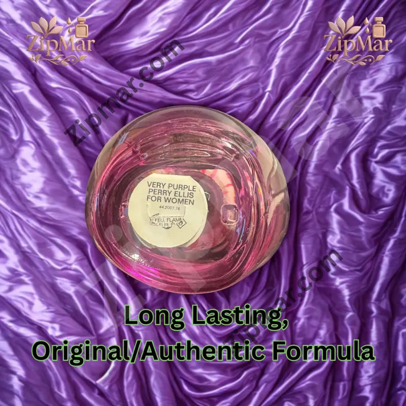 Base of Perry Ellis Very Purple for women bottle with sticker showing product name and code 44.2007.76