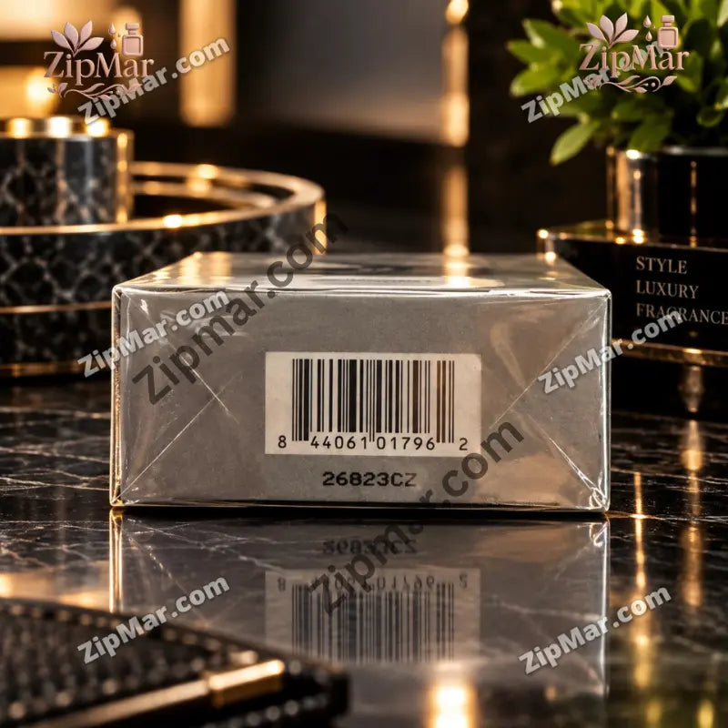 Side of sealed True Religion Own Your True Homme box with barcode and lot code 26823CZ